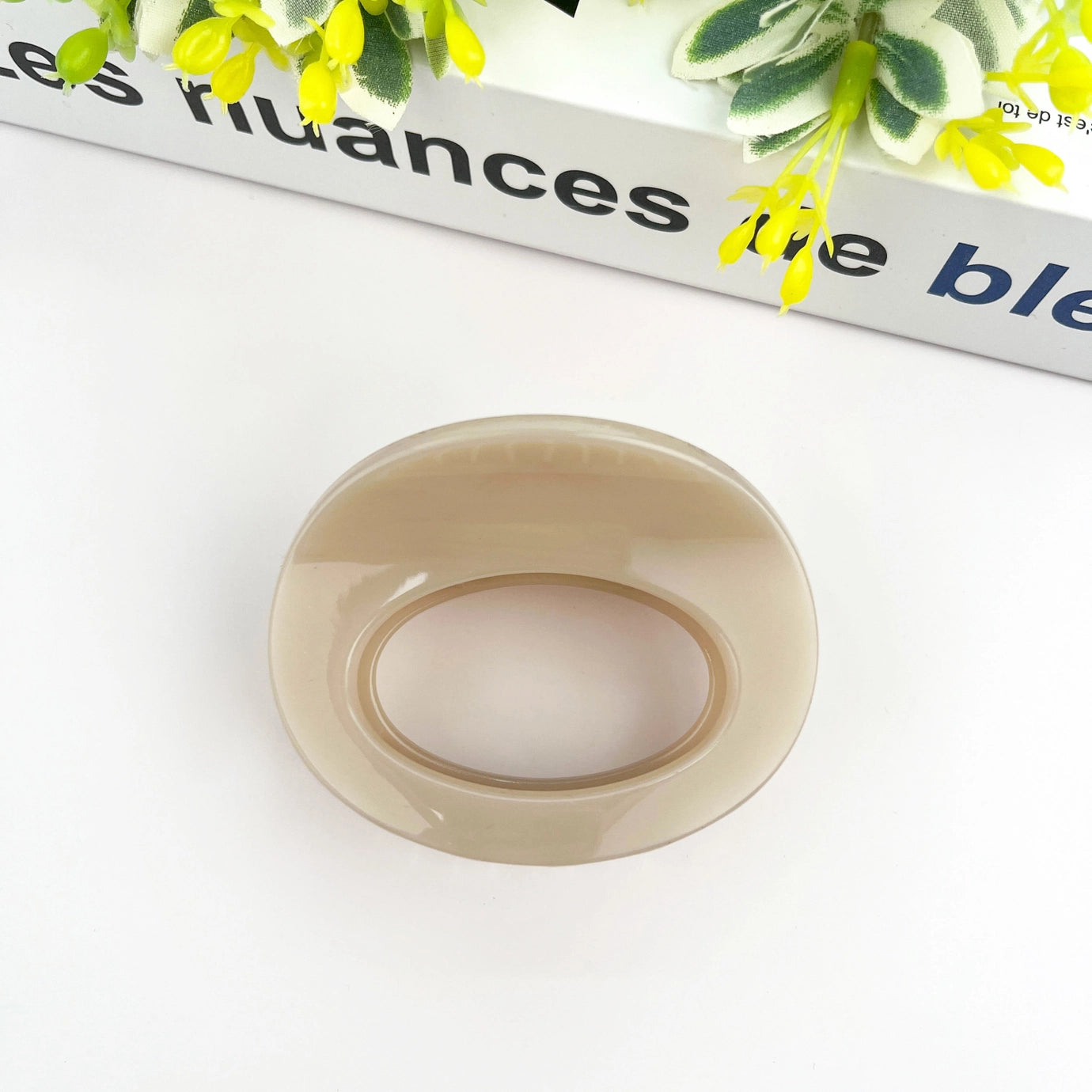 Oval Thickened Hair Clip